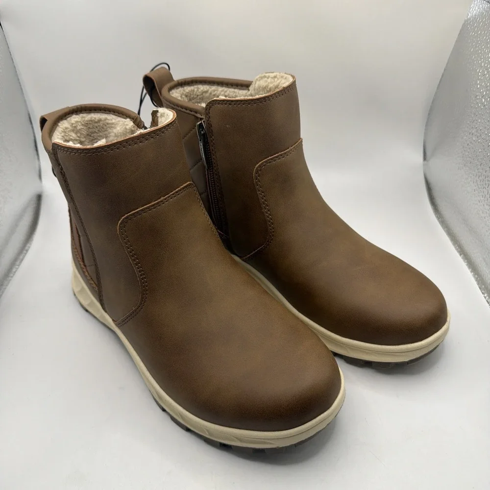 New Khombu Dusk Women's All Weather Memory Foam Water Repellent Boots. Size 6.